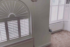 2DACA6E6-91E9-4A00-BF48-74B40C5901DE